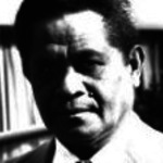 Ds. Metiary (1917-2007) uit Assen, voorzitter van de Badan Persatuan, de belangenorganisatie van ...